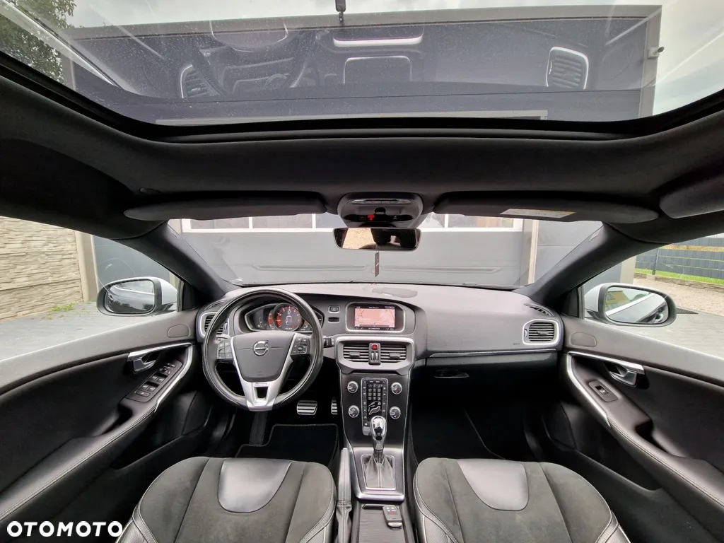 Volvo V40 T3 Geartronic RDesign - 31