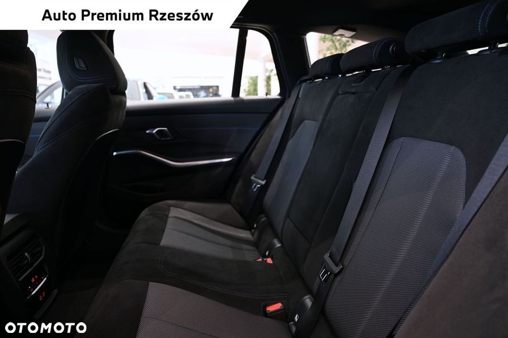 BMW Seria 3 - 12