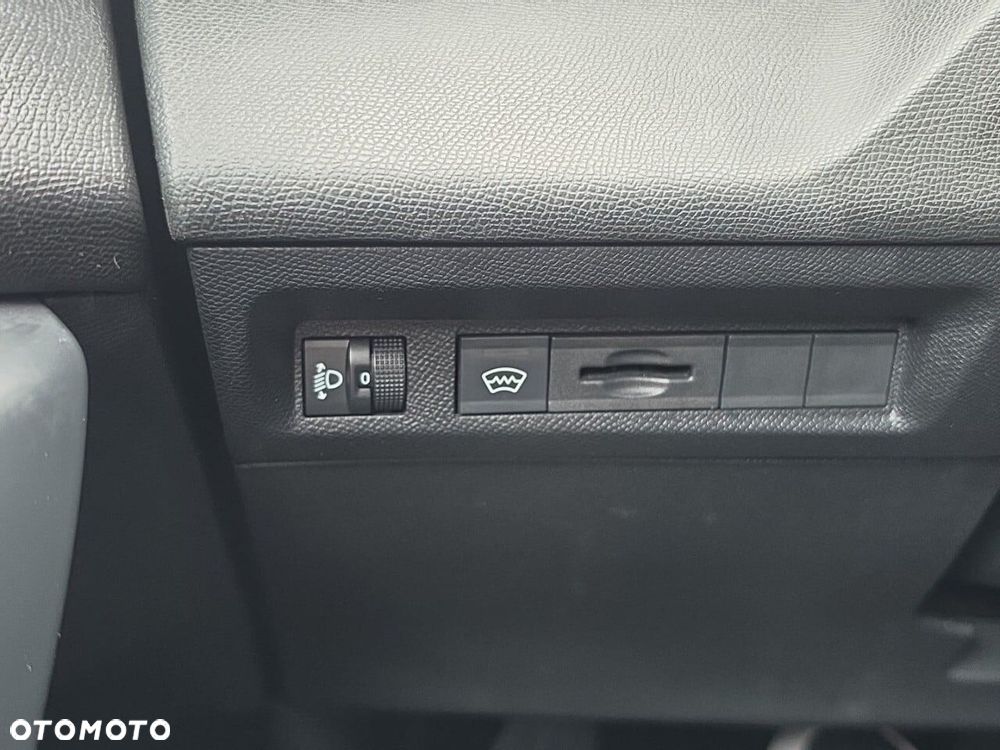 Peugeot 408 1.2 PureTech Allure S&S EAT8 - 20