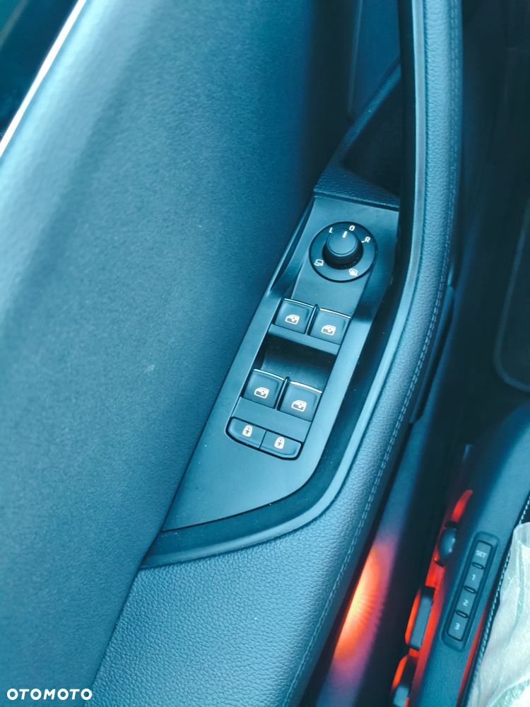 Skoda Superb 2021 photo 4