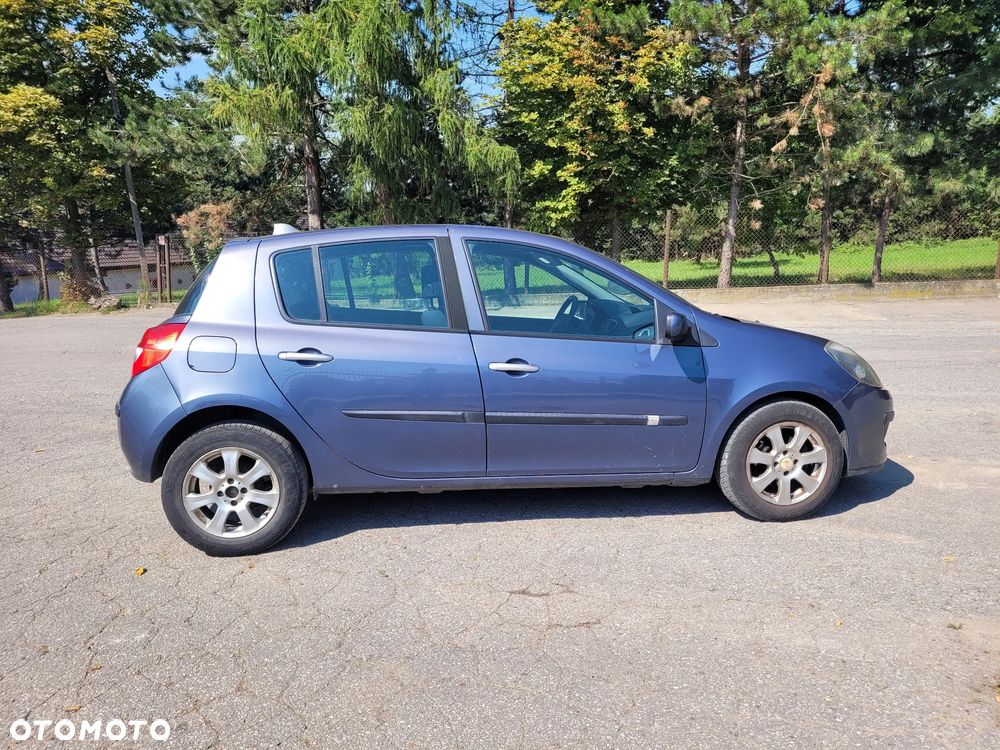 Renault Clio 1.2 16V Expression - 4