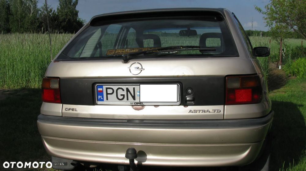 Opel Astra 1.7 TD - 2