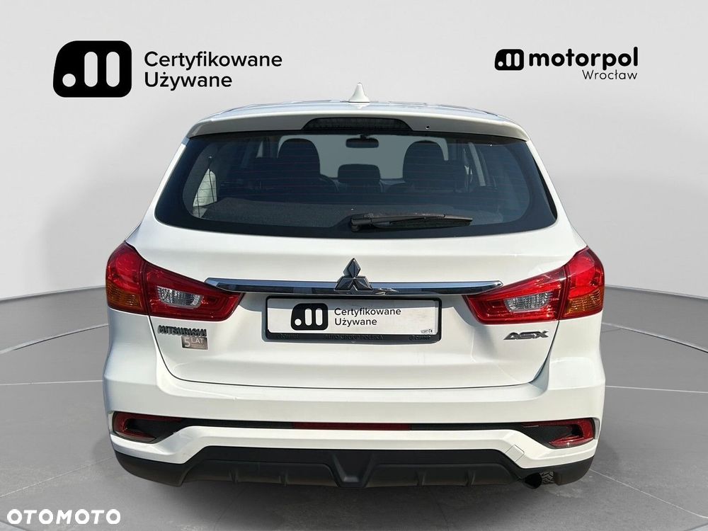 Mitsubishi ASX 1.6 Inform - 12