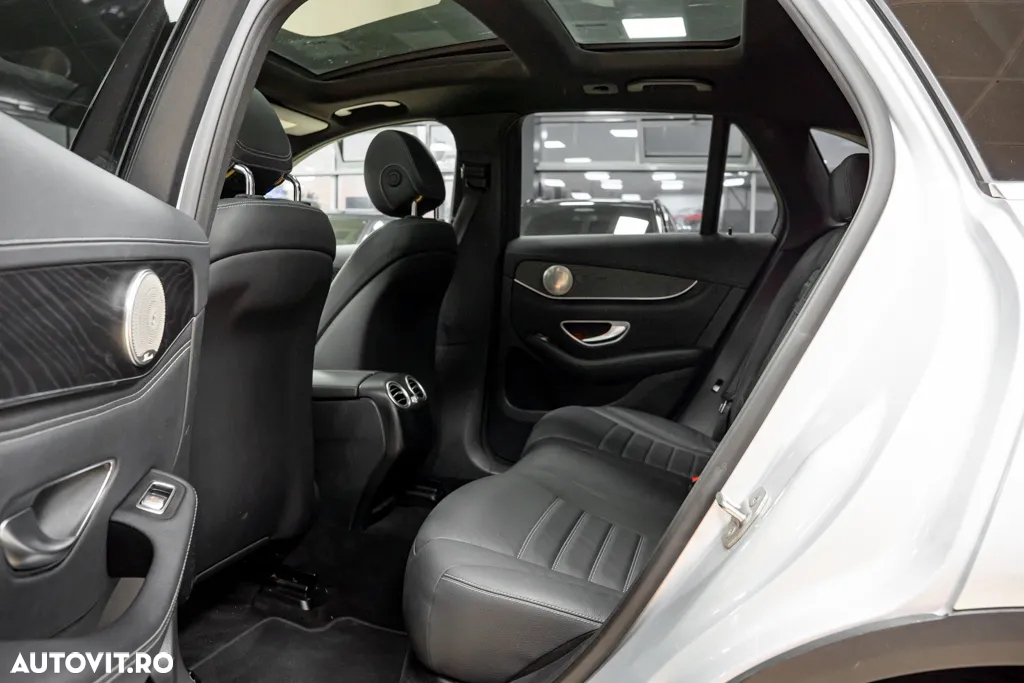 Mercedes-Benz GLC 250 d 4Matic 9G-TRONIC Exclusive - 29