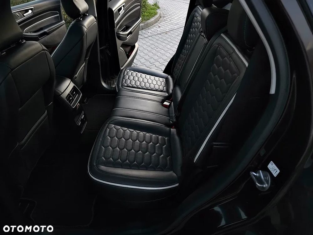 Ford Edge 2.0 EcoBlue Bi-Turbo 4x4 Vignale - 35
