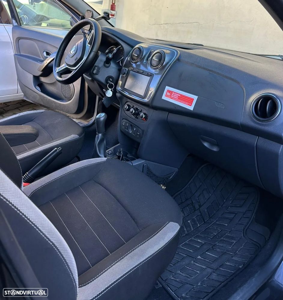 Dacia Sandero 0.9 TCe Confort Bi-Fuel - 3