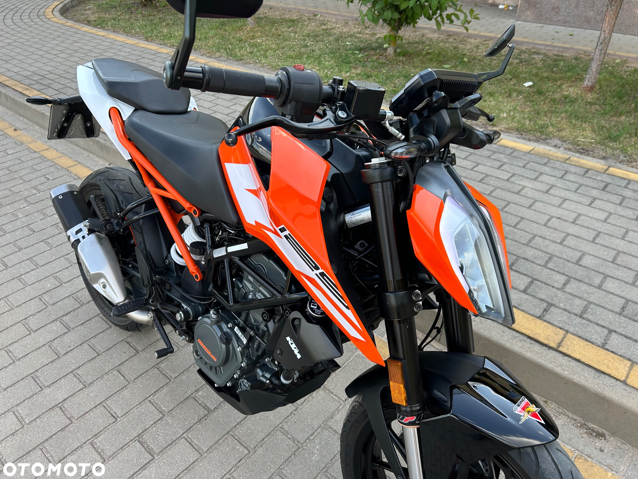 KTM Duke - 18