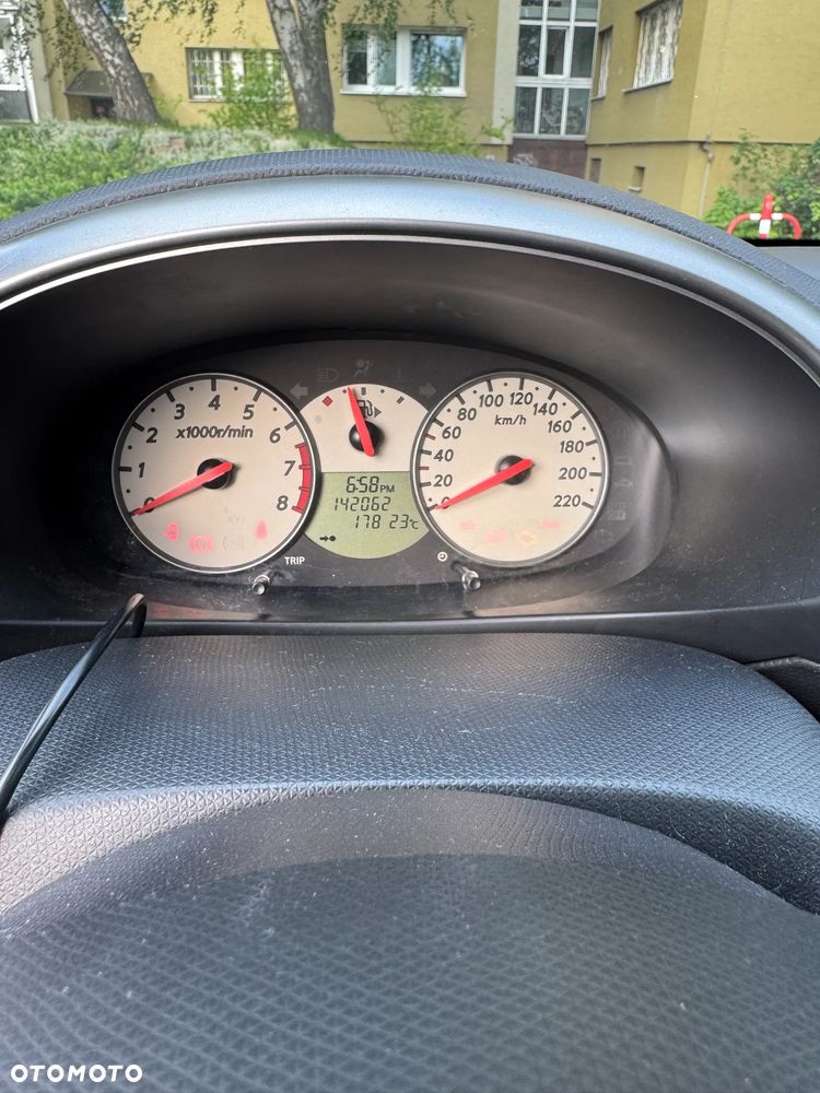 Nissan Micra - 3