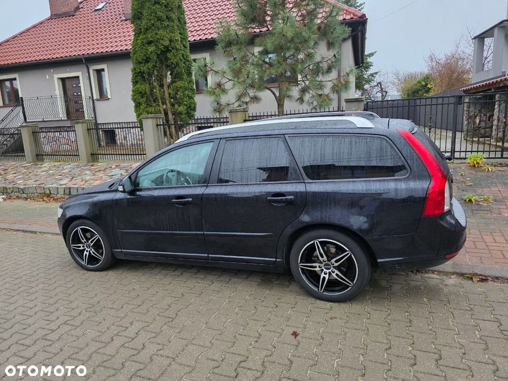 Volvo V50 - 2