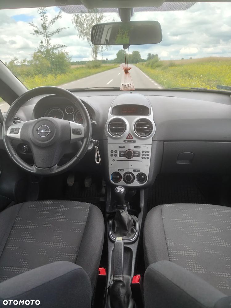 Opel Corsa - 11