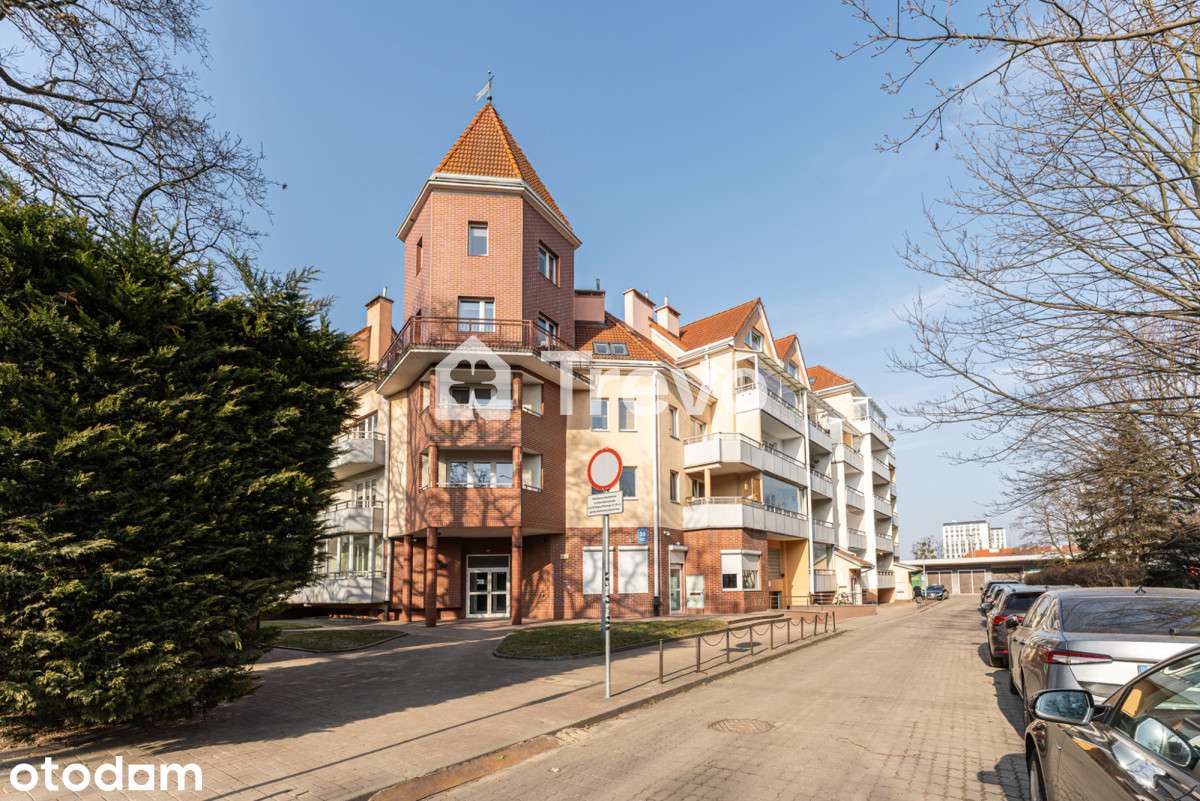 Miejsce w hali | Winda | Balkon | Przy Pkm