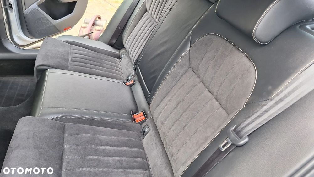 Skoda Superb 2.0 TDI SCR 4x4 Style DSG - 30