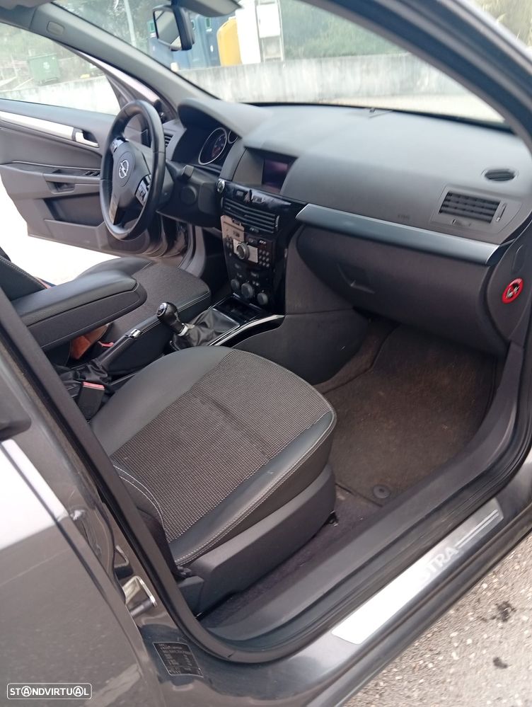Opel Astra 1.7 CDTi Cosmo ecoFLEX - 12