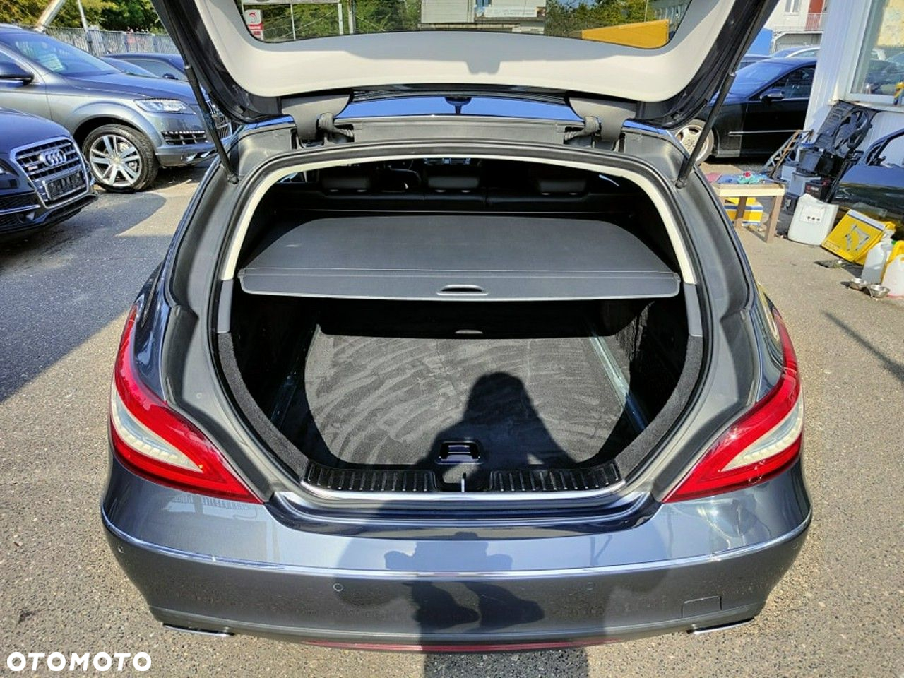 Mercedes-Benz CLS - 38