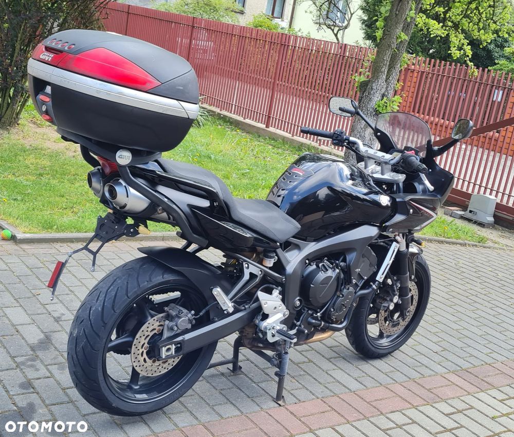 Yamaha FZ6 - 4