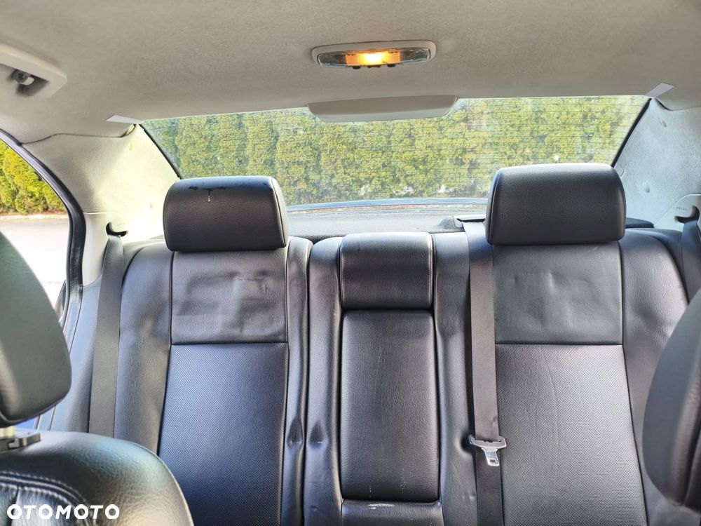 Ford Mondeo 2.0 TDCI Ghia - 26