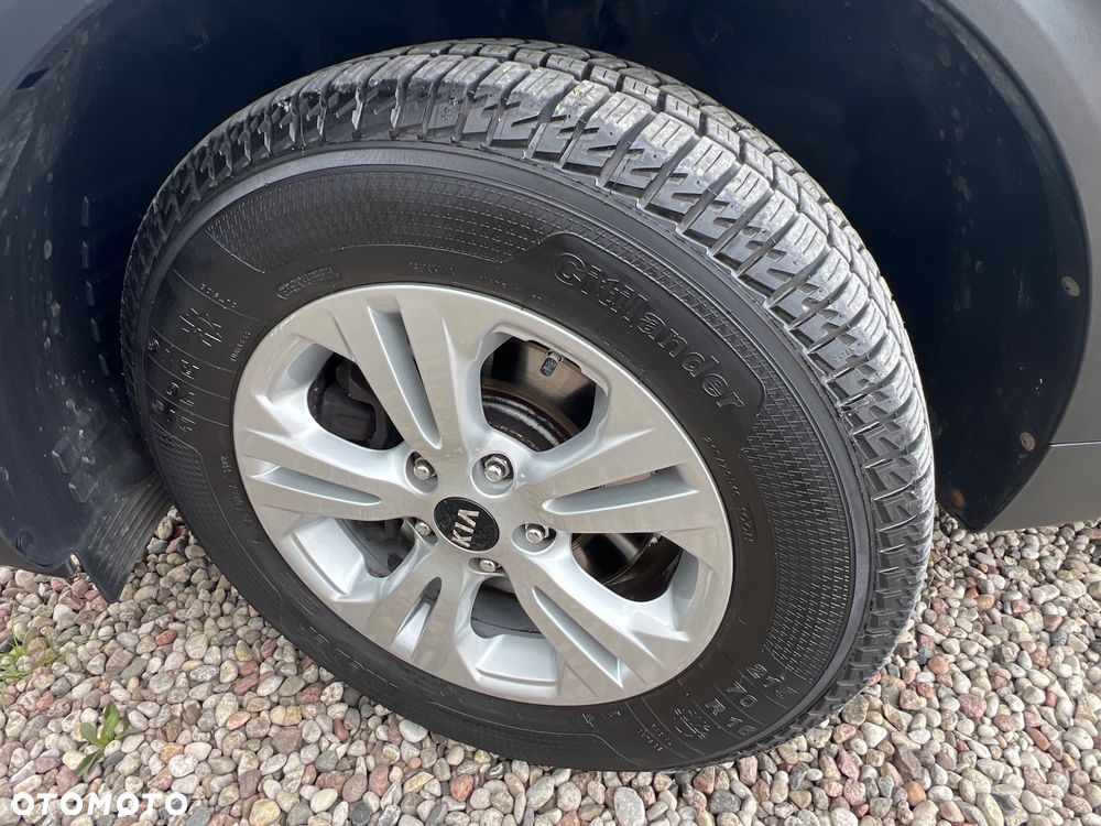 Kia Sportage 1.6 GDI 2WD DREAM-TEAM EDITION - 30