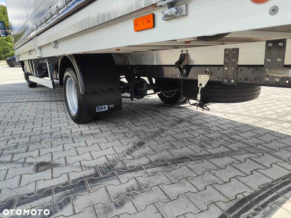 Iveco DAILY 50/35C15 BLIŹNIAK** Skrzynka+Plandeka+1x FIRANKA + PAKA dł.505cm/szer.246cm** POLSKI SALON** 210 tyś KM** DMC do 3.5T kat.B** - 28