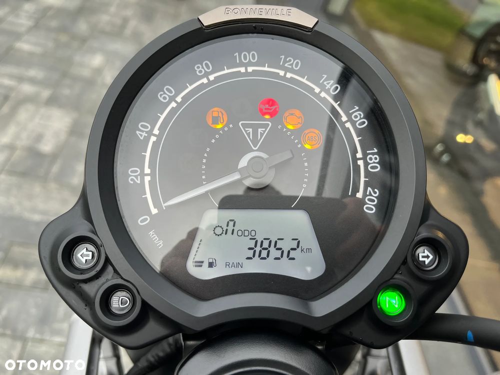 Triumph Scrambler - 5