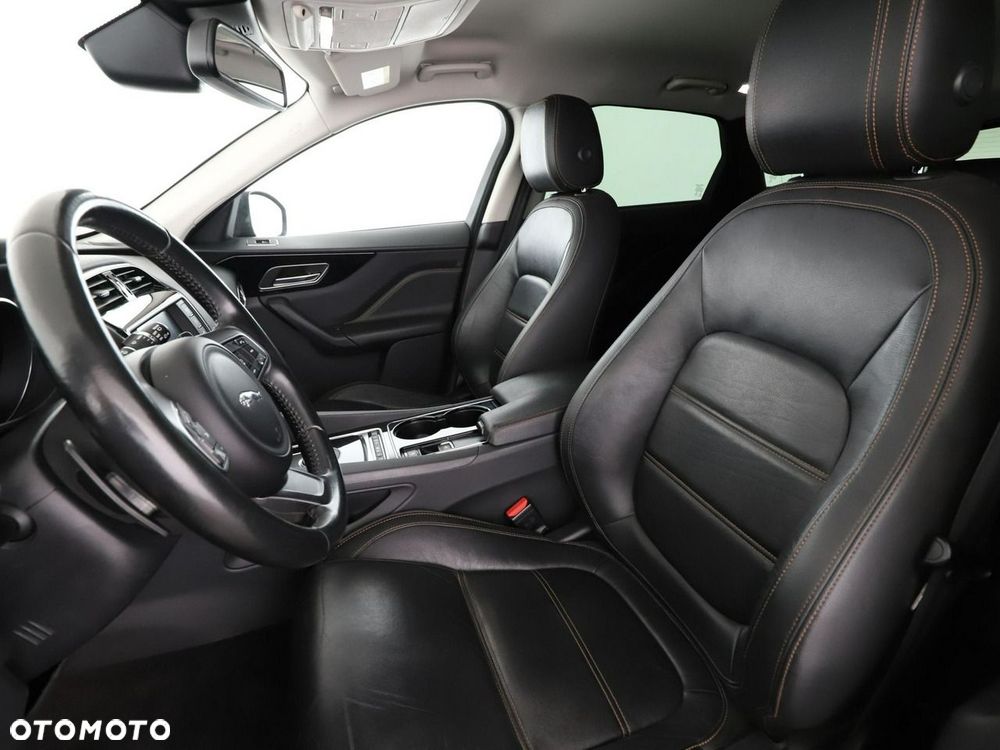 Jaguar F-Pace 20d AWD Prestige - 14