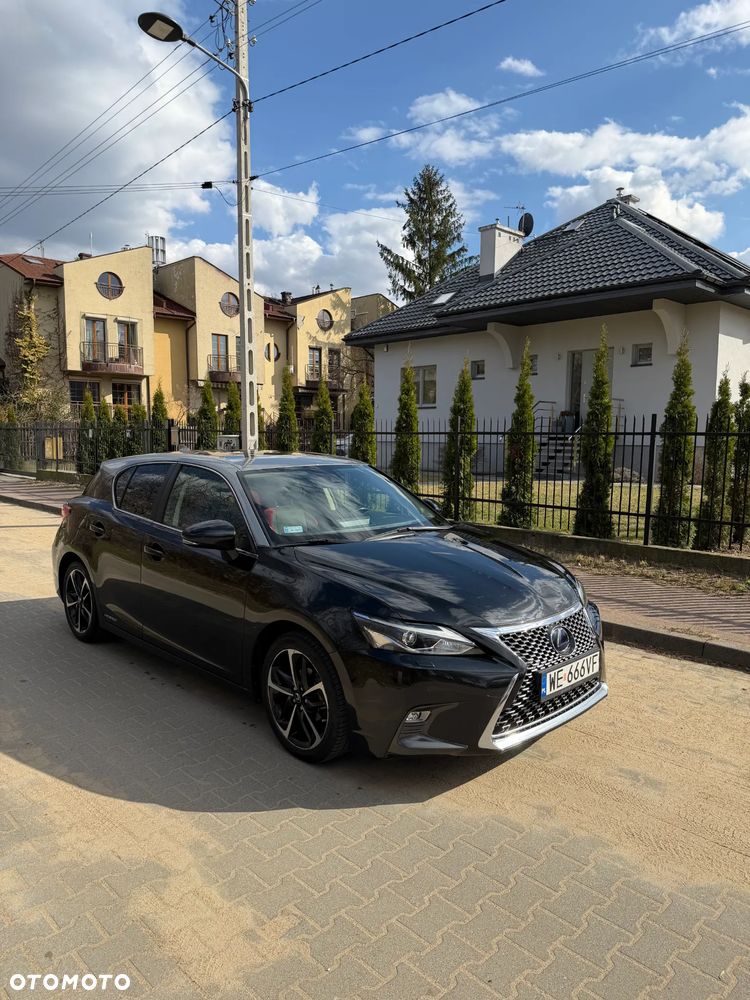 Lexus CT 200h Business Edition - 12