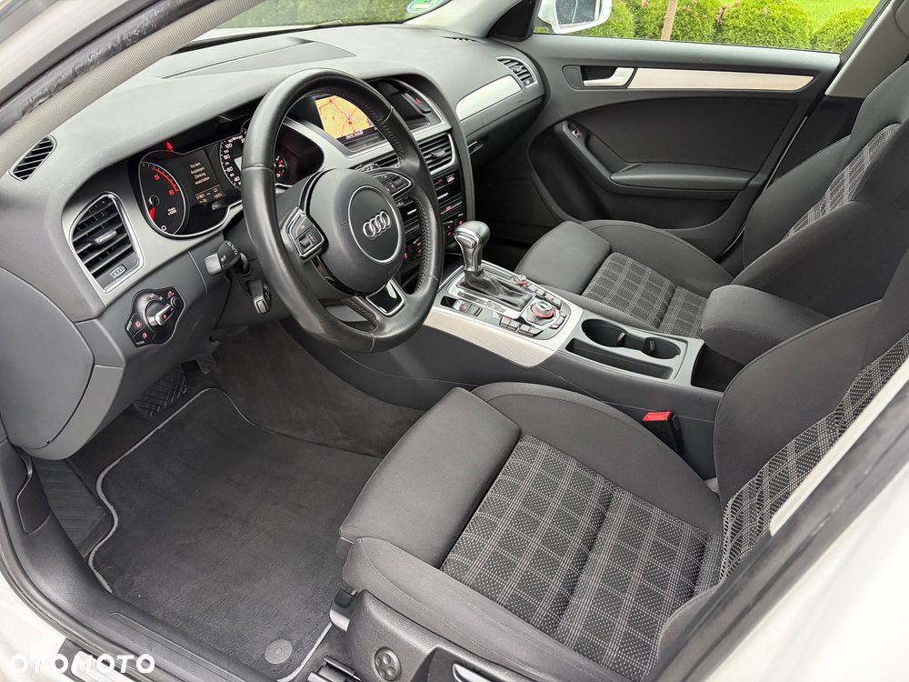 Audi A4 Avant 2.0 TDI DPF multitronic S line Sportpaket - 11