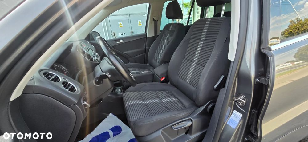 Volkswagen Tiguan 2.0 TDI DPF BlueMotion Technology Exclusive - 28