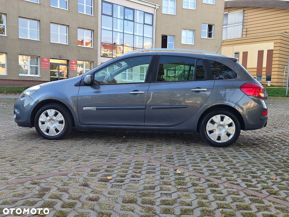 Renault Clio - 12