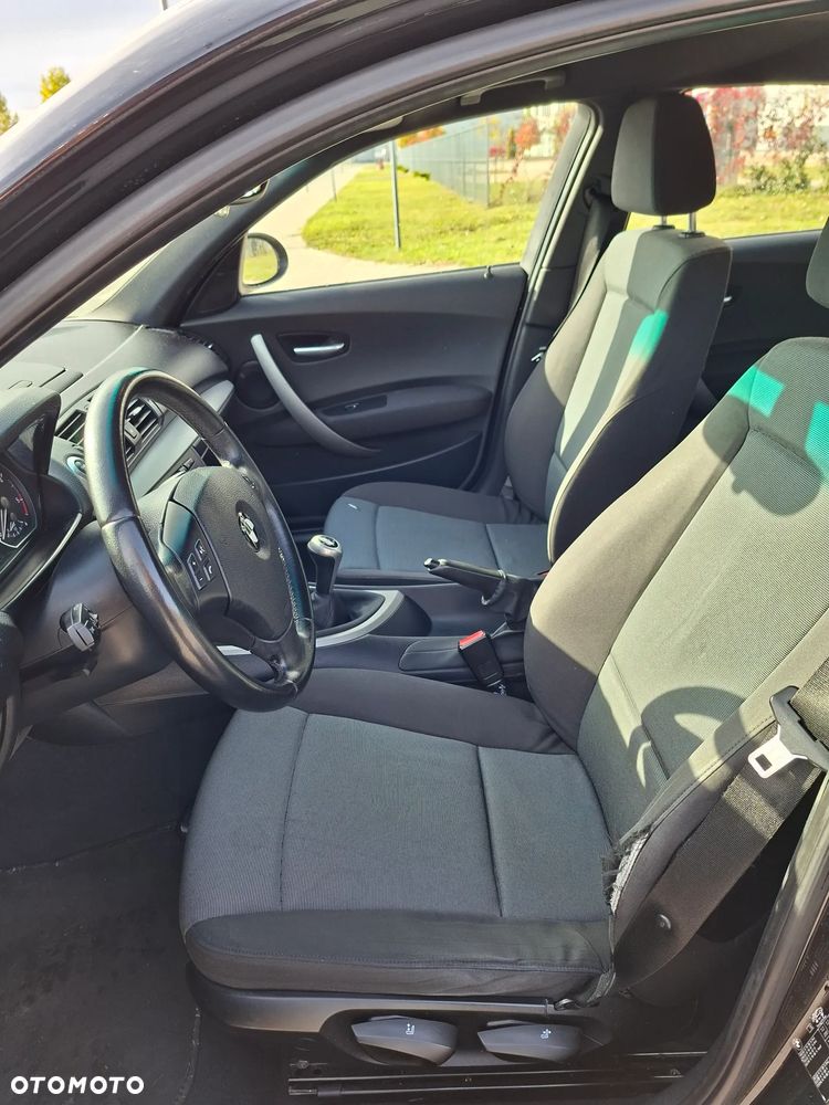 BMW Seria 1 118d - 7