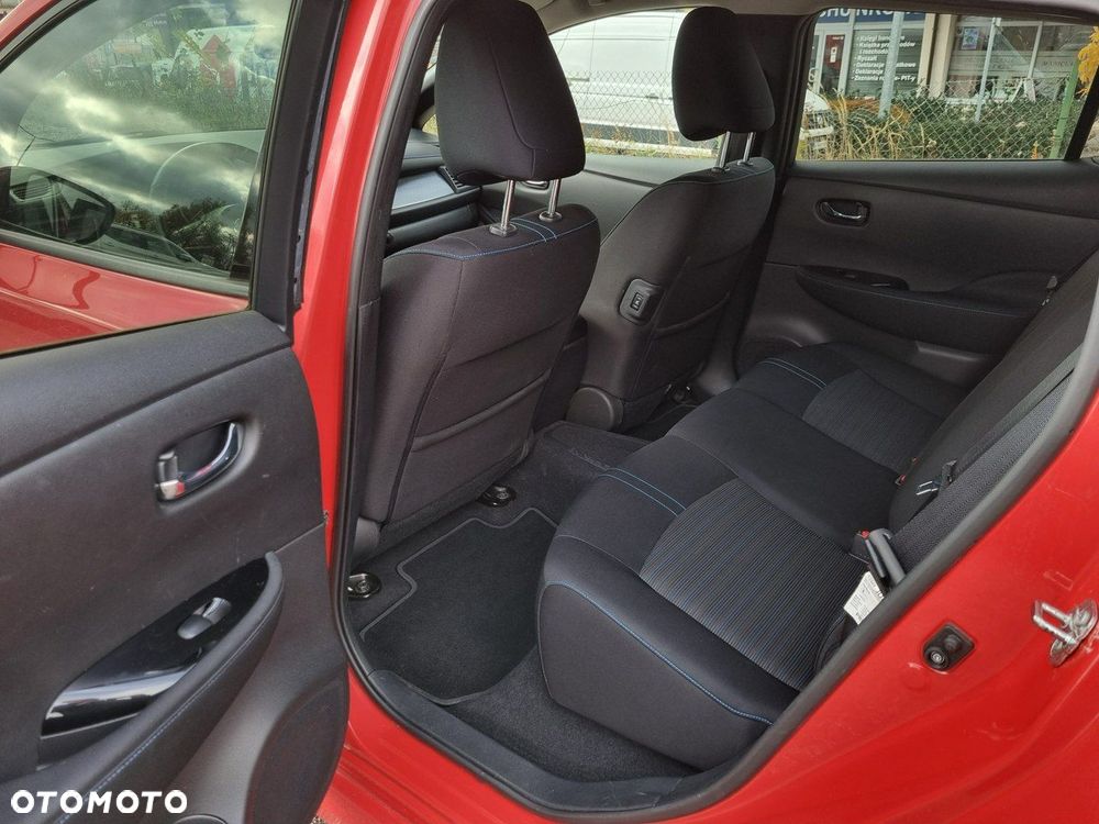 Nissan Leaf 40 kWh N-Connecta - 12