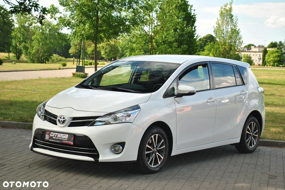 Toyota Verso - 1