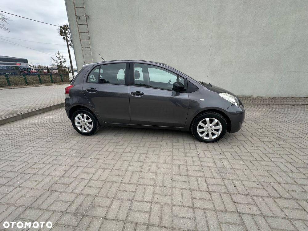 Toyota Yaris 1.4 D-4D - 7