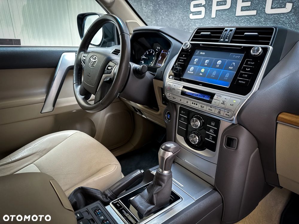 Toyota Land Cruiser LC 2.8 D-4D Invincible - 37
