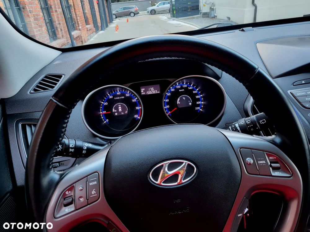 Hyundai ix35 1.6 GDI Premium 2WD - 17