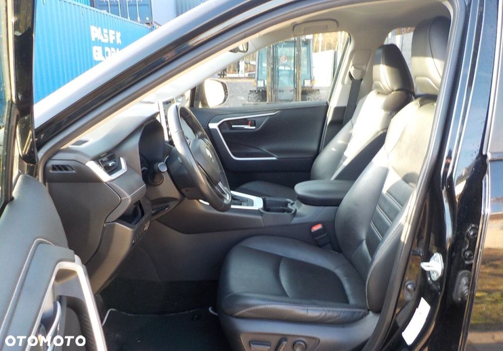 Toyota RAV4 - 17