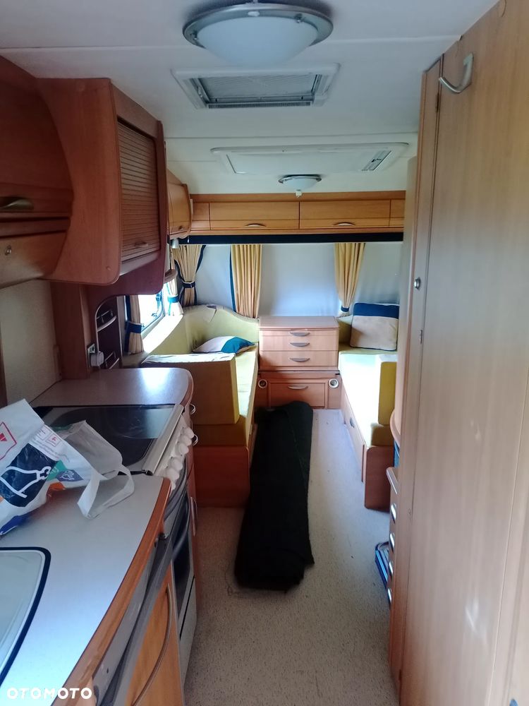 SWIFT Conqueror 610 lux - 8