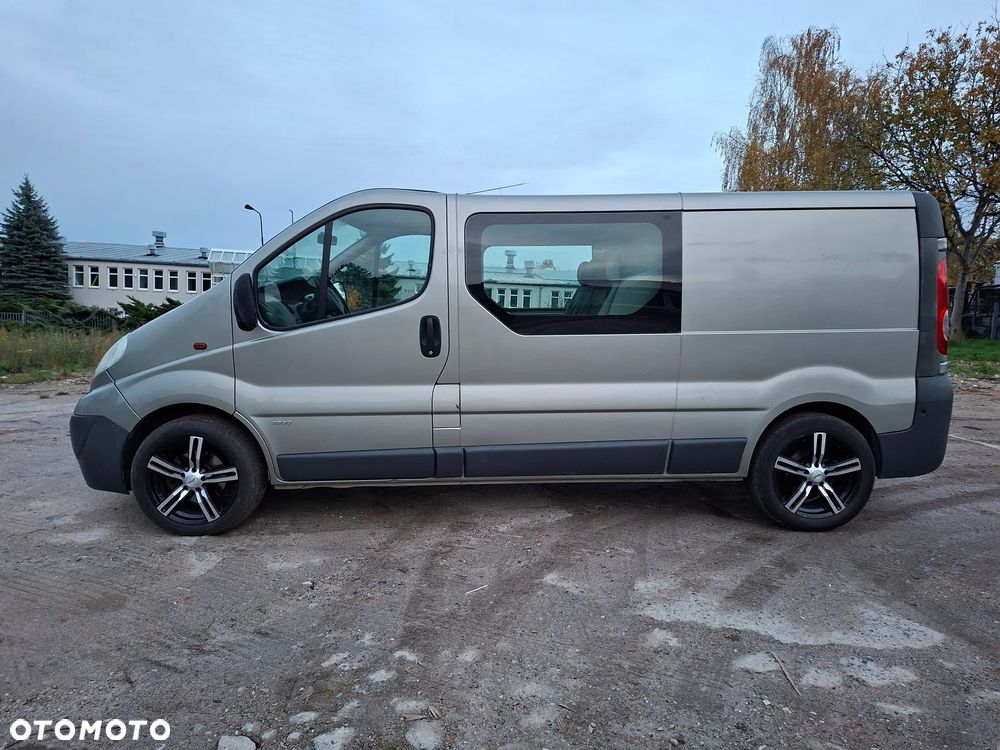 Opel Vivaro - 2