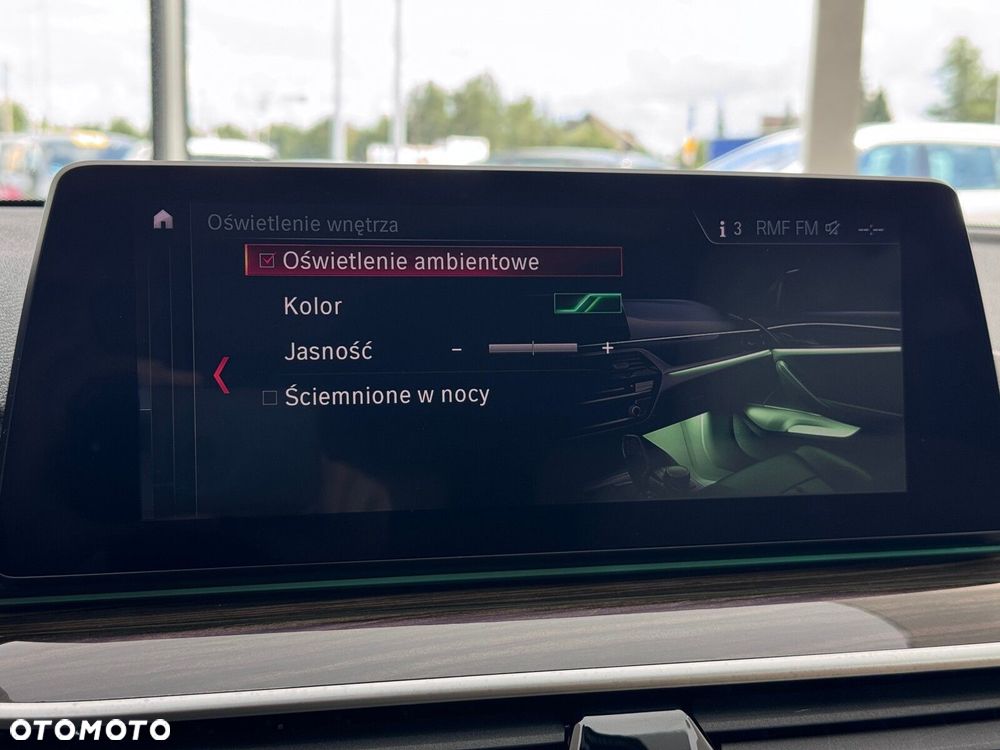 BMW Seria 5 530i xDrive M Sport sport - 30