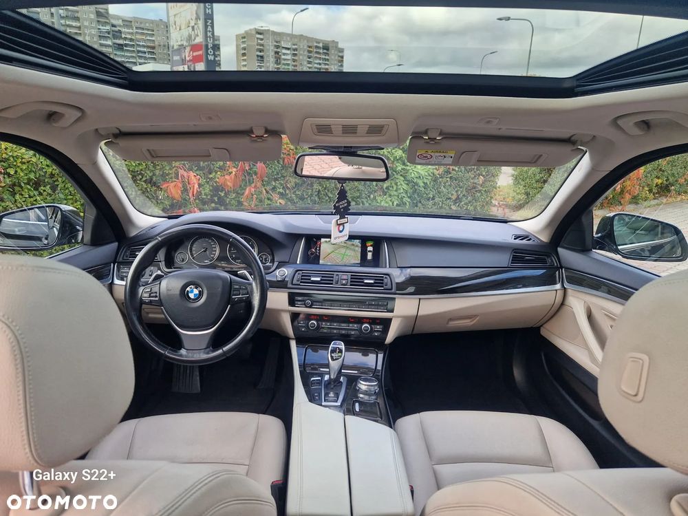 BMW Seria 5 535d xDrive Sport-Aut Luxury Line - 35