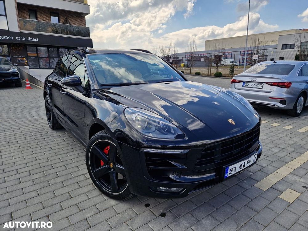 Porsche Macan - 3