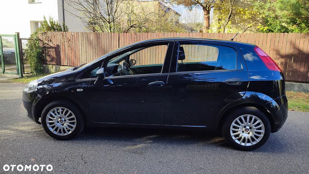 Fiat Grande Punto Actual 1.2 8V Estiva - 15