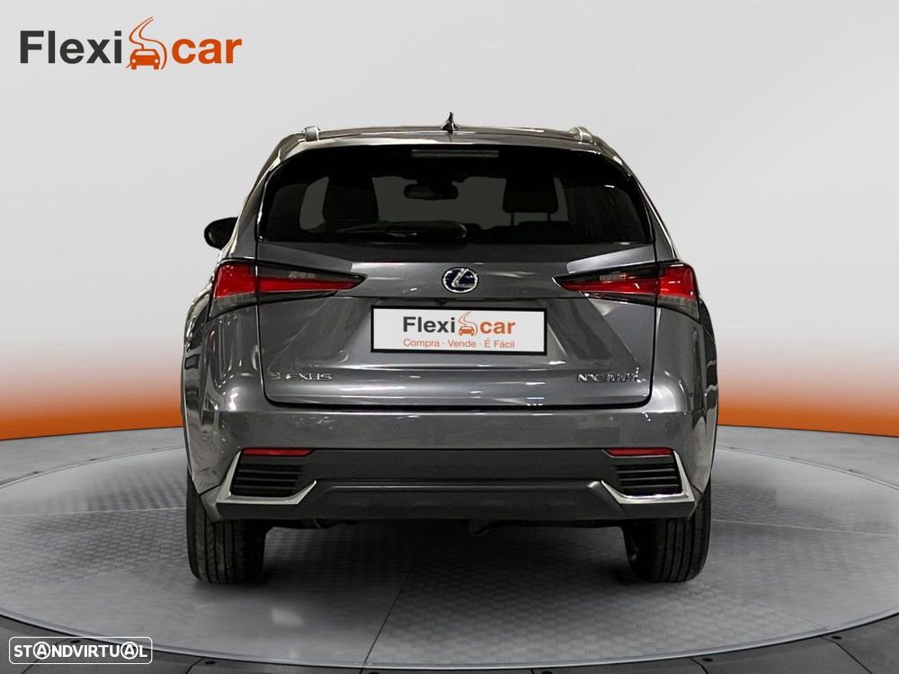Lexus NX 300h Executive+ - 7