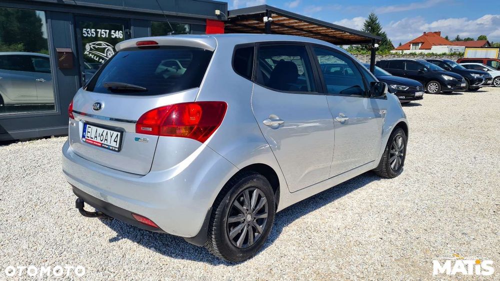 Kia Venga - 27