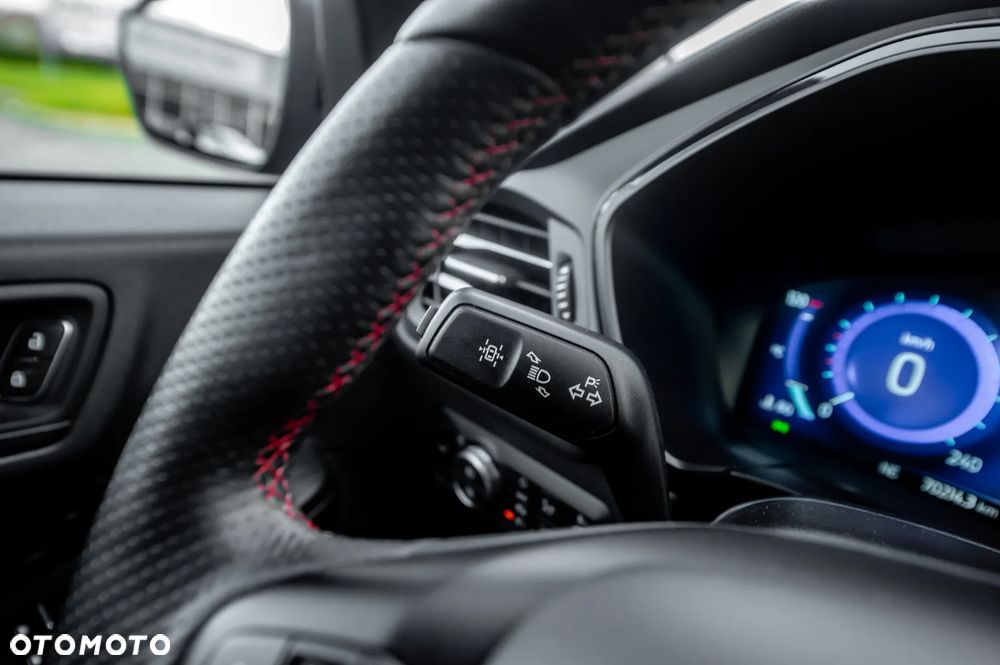 Ford Kuga 1.5 EcoBoost FWD ST-Line ASS GPF - 31