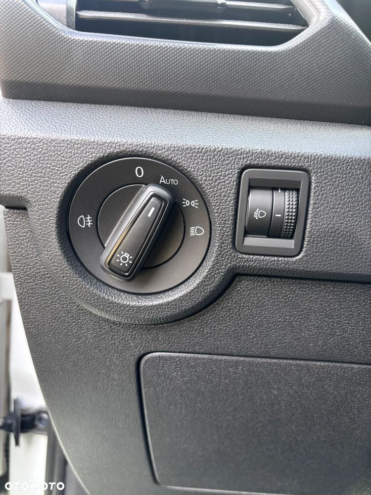 Volkswagen T-Cross - 25