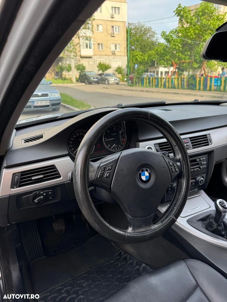 BMW Seria 3 320d - 9