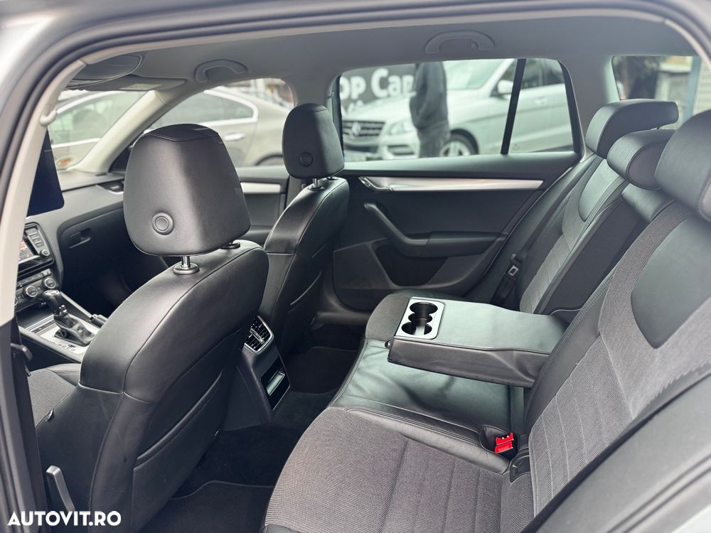 Skoda Octavia 2.0 TDI 4X4 DSG Style - 15