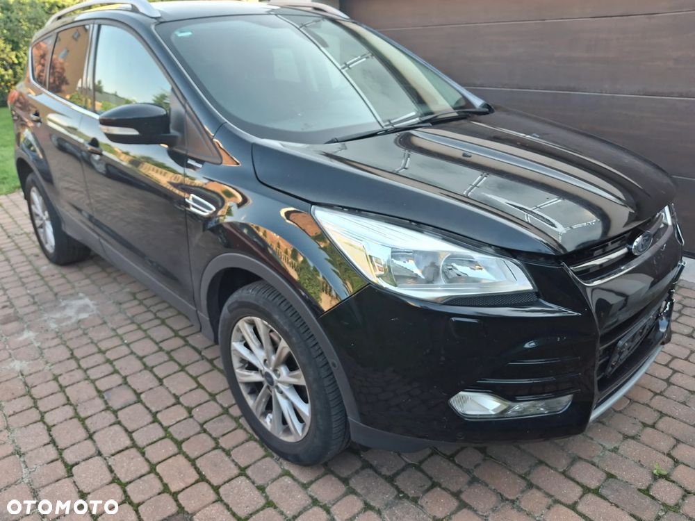 Ford Kuga 1.5 EcoBoost 2x4 Titanium - 17