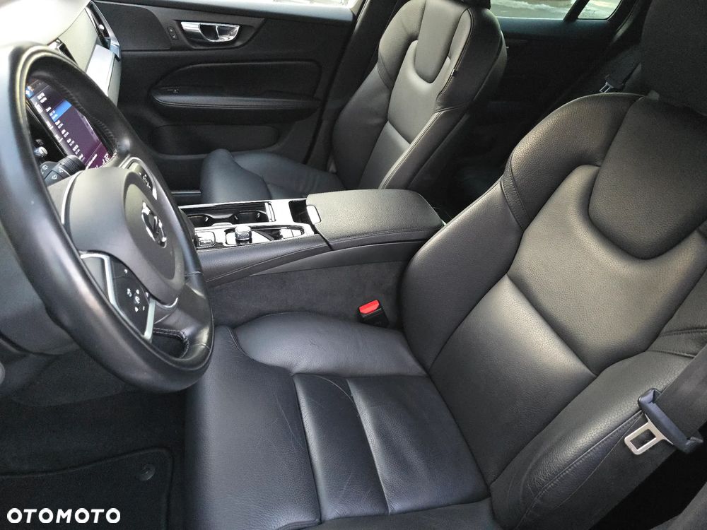 Volvo V60 T6 AWD Recharge Geartronic Inscription Expression - 31