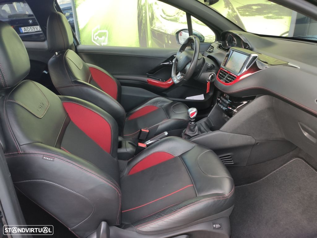 Peugeot 208 1.6 THP GTi - 28
